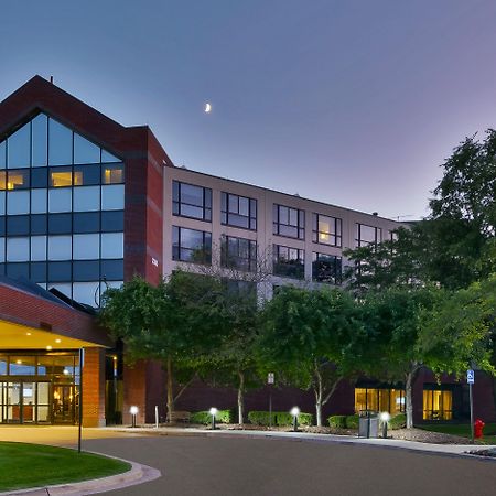 Hotel Auburn Hills Extérieur photo